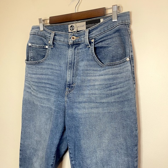 Levi's Silver Tab Mom Jeans | Light Wash | High Rise | Size W30 L27 - Picture 2 of 6